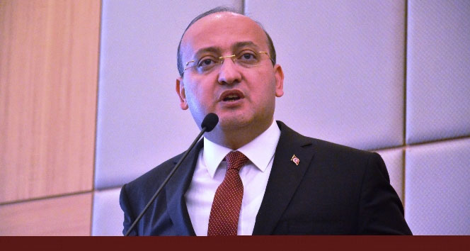 Akdoğan: İngiltere’ye baksınlar, adamlar bir saat durmadı