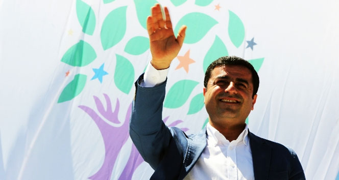 Demirtaş: Elimizdeki en güçlü imkan çözüm sürecidir