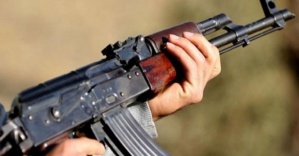 Bitlis’te karakola saldırı: 4 yaralı