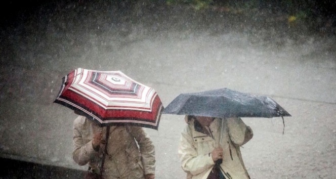 İstanbul'da yağmur sürprizi