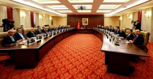 Geçici hükümetin ilk Bakanlar Kurulu toplantısı başladı
