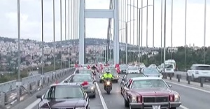 Köprüde &quot;barışla cumhuriyet&quot; konvoyu