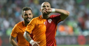 Sneijder ikinci kez baba oldu