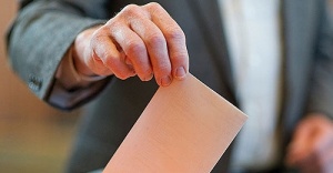 Yunanistan’daki Türkler oy kullanmaya başladı