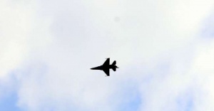 Rus savaş uçakları bombalamaya devam ediyır