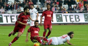 Gaziantepspor 17 maçta 7 kırmızı ile zirvede