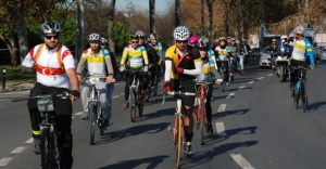 ’Barikatsız Bir Dünya’ için pedal çevirdiler