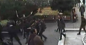 İstanbul Üniversitesi’ndeki sopalı kavga kamerada