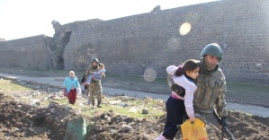 Vatandaşın imdadına Mehmetçik yetişti