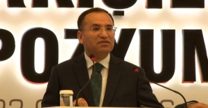 Bozdağ: Yılan hikayelerine dönmüş davalar...