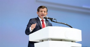 Davutoğlu: Terörle mücadeleyi başlatmasaydık Türkiye kaosa sürüklenebilirdi