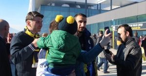 Fenerbahçe’ye davullu zurnalı karşılama
