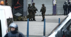 Paris’te terör alarmı: 1 kişi vuruldu