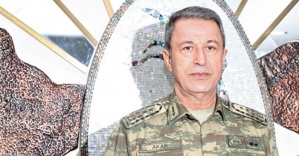Orgeneral Akar Diyarbakır’da askeri birlikleri inceledi