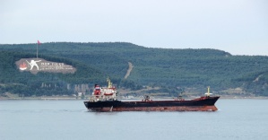 Rus gemisi Çanakkale Boğazı’ndan geçti