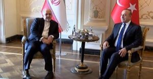 Çavuşoğlu İranlı mevkidaşıyla bir araya geldi