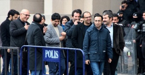Terör operasyonunda  7’si avukat 27 şüpheli serbest bırakıldı
