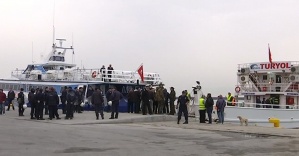 Yunanistan ikinci sığınmacı grubunu da gönderdi