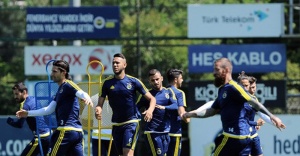 Fenerbahçe’de derbi hazırlıkları tamam