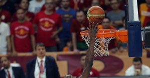 Galatasaray seriyi 2-1’e getirdi: 65-63