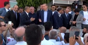 Erdoğan, Atatürk Havalimanı’ndaki taksi durağını ziyaret etti