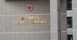 İstanbul Adalet Sarayı’nda 4 memur gözaltına alındı