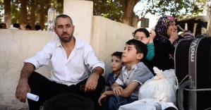 Karkamış'tan 100 Suriyeli daha Cerablus'a döndü
