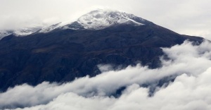 Munzur Dağı&#039;na kar yağdı