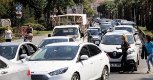 Tatilcilerin dönüş yolculuğu erken başladı
