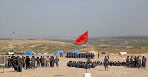
Türk askerinin eğittiği Ninova Muhafızları Musul operasyonuna katıldı
