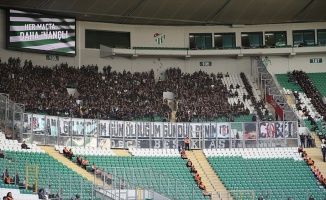 Beşiktaş taraftarı Timsah Arena'ya maddi zarar verdi