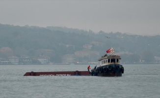 Beykoz açıklarında duba battı