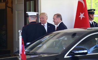 Cumhurbaşkanı Erdoğan, Trump tarafından resmi törenle karşılandı