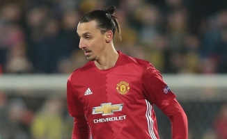 Ibrahimovic kariyerine devam edebilecek