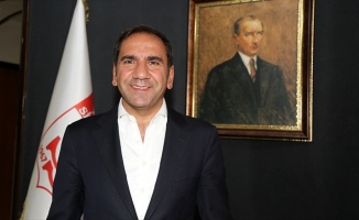Sivasspor Kulübü Başkanı Otyakmaz: Her iki takım da şampiyondur