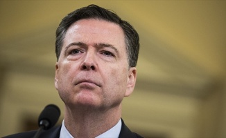 Trump FBI Direktörü Comey'in görevine son verdi