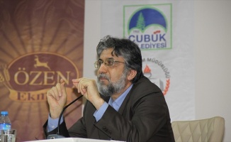 Gazeteci Yazar Akif Emre vefat etti