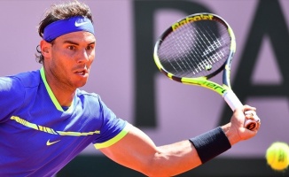 Nadal, Queen's Club'dan çekildi