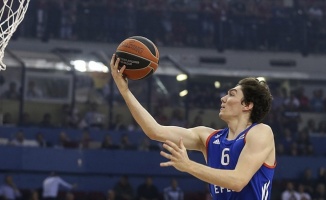 Cedi Osman resmen Cavaliers'ta