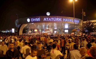Cumhurbaşkanı Erdoğan'dan darbe girişimi gecesi 'seferlere başlama' talimatı