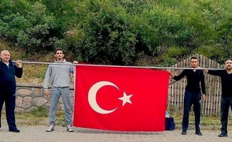 Cuntacıları unutturmamak için İstanbul'dan Ankara'ya yürüdü