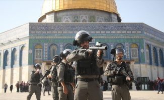 'Filistinliler cuma namazı için Aksa'da toplanacak'