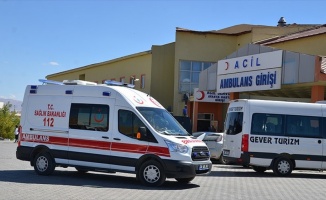 Hakkari'de PKK'lı teröristlerce tuzaklanan mayın infilak etti: 4 yaralı