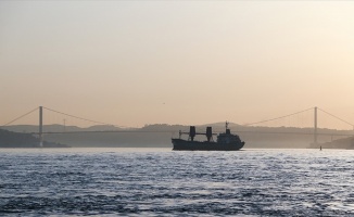 İstanbul Boğazı gemi geçişlerine kapatıldı