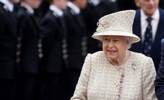 Kraliçe 2. Elizabeth'in tahtı bırakacağı iddiası yalanlandı