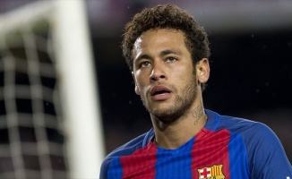 Neymar Barcelona'yı bıraktı