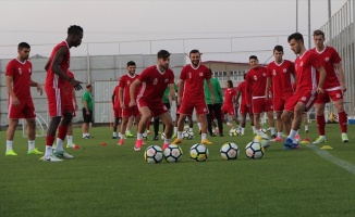 Sivasspor sürpriz peşinde