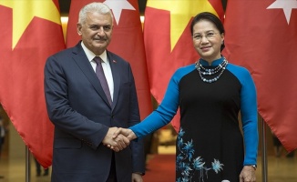 Yıldırım, Vietnam Ulusal Meclisi Başkanı Nigan ile görüştü