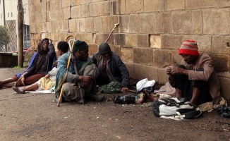 Etiyopya&#39;daki evsizlerin yaşama mücadelesi