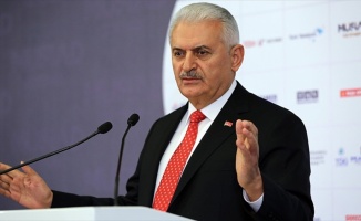 Başbakan Yıldırım: Öğrencilerin kaderini tek sınava bağlamak istemiyoruz